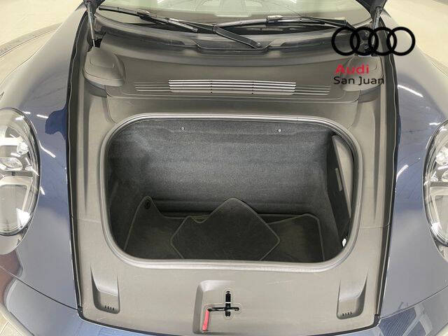 2021 Porsche 911 Carrera