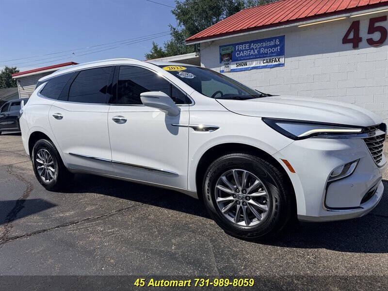 2023 Buick Enclave Essence
