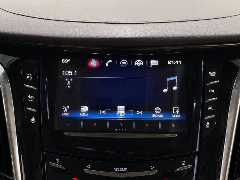 2016 Cadillac Escalade Luxury Collection