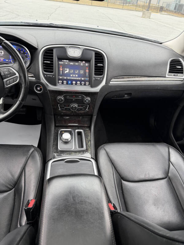 2019 Chrysler 300 Limited