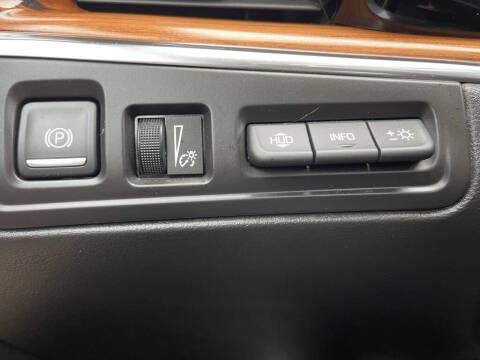 2017 Cadillac XT5 Platinum