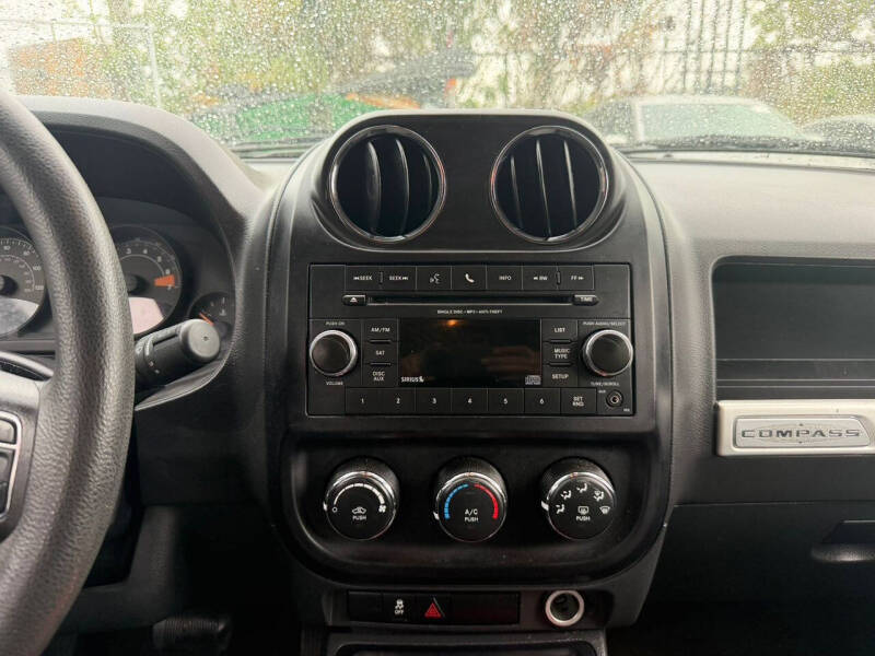 2016 Jeep Compass Sport