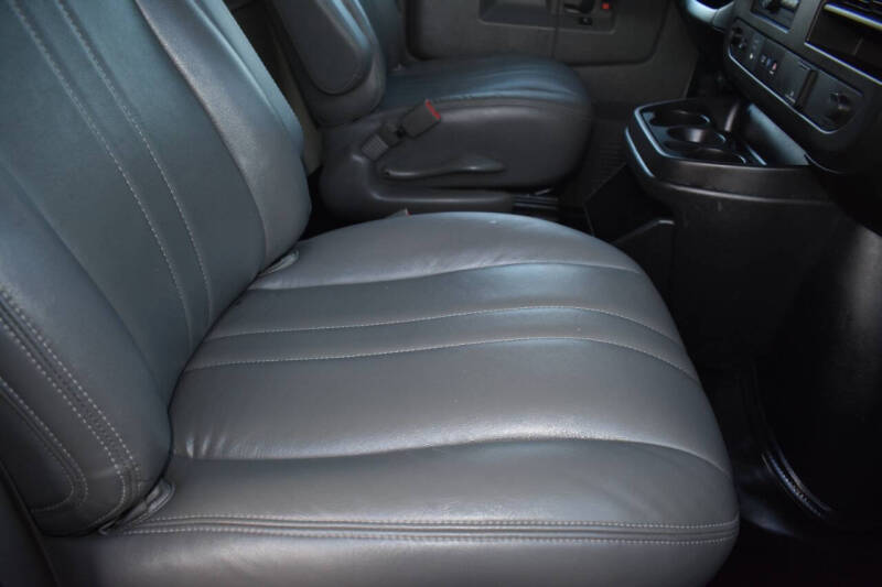 2021 Chevrolet Express 2500