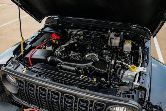 2024 Jeep Gladiator Sport