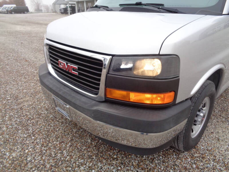 2017 GMC Savana LT 3500