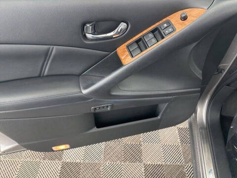 2012 Nissan Murano LE