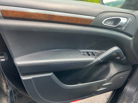 2012 Porsche Cayenne Turbo