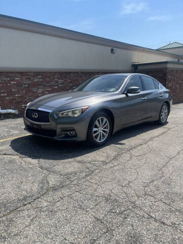 2015 Infiniti Q50