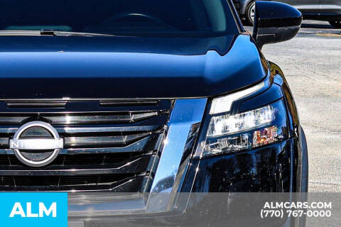 2023 Nissan Pathfinder SV