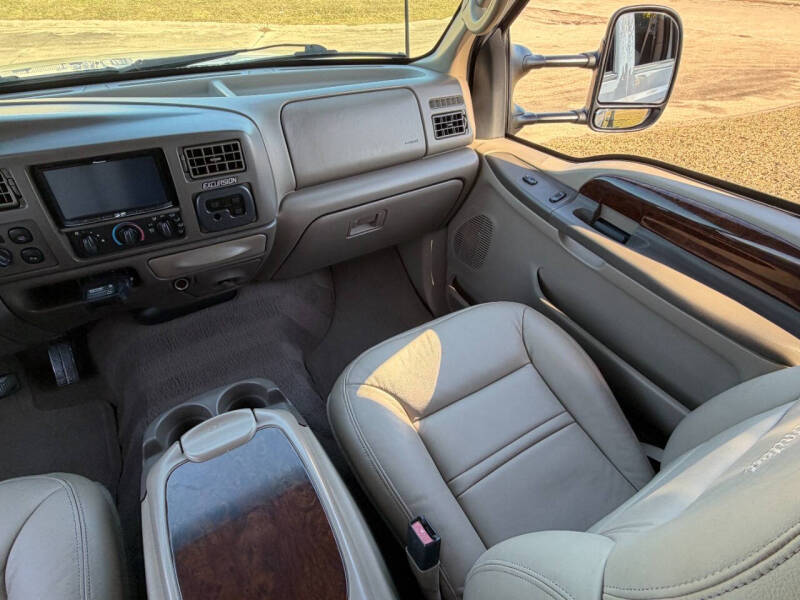 2000 Ford Excursion Limited