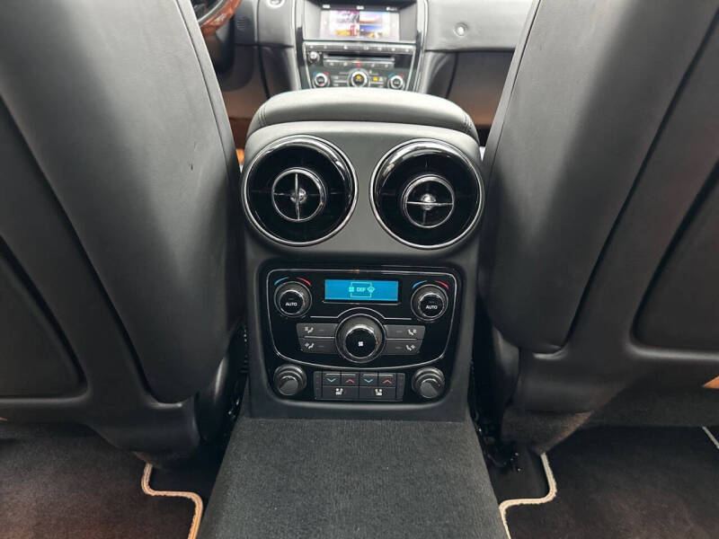 2016 Jaguar XJL Portfolio