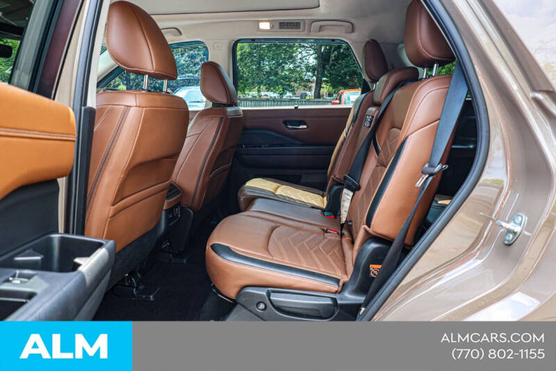 2023 Nissan Pathfinder Platinum