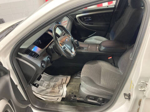 2013 Ford Taurus SEL