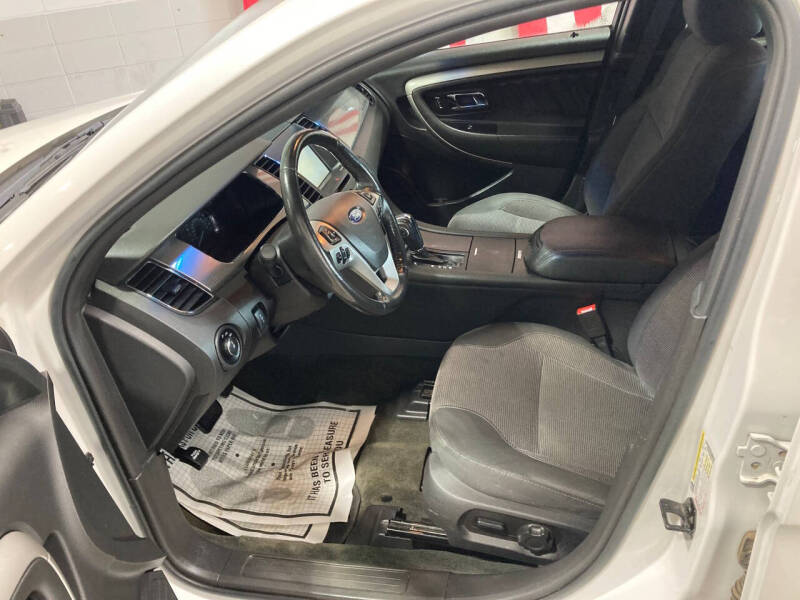 2013 Ford Taurus SEL