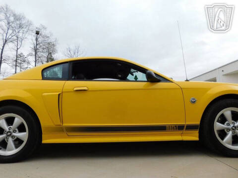 2004 Ford Mustang Mach 1 Premium