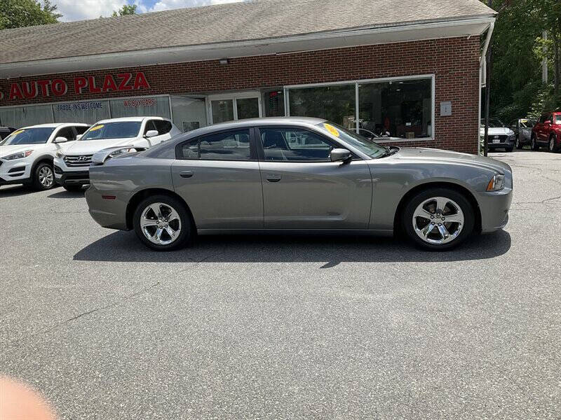 2012 Dodge Charger SE