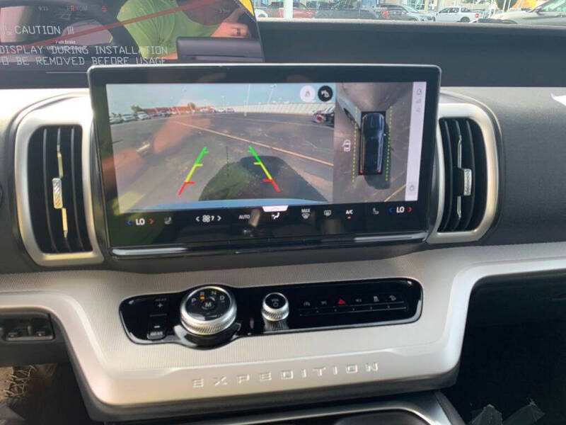 2027 Ford Expedition Active