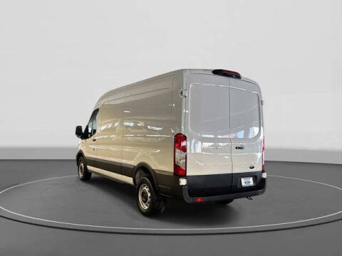 2025 Ford Transit 250