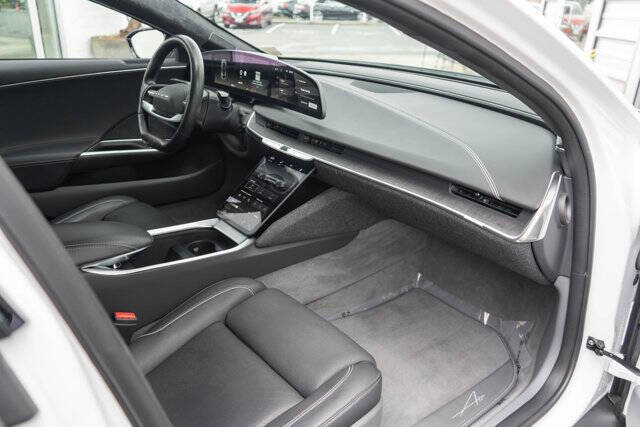 2024 Lucid Air 28