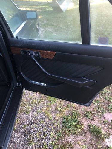 1991 Mercedes-Benz 300-Class