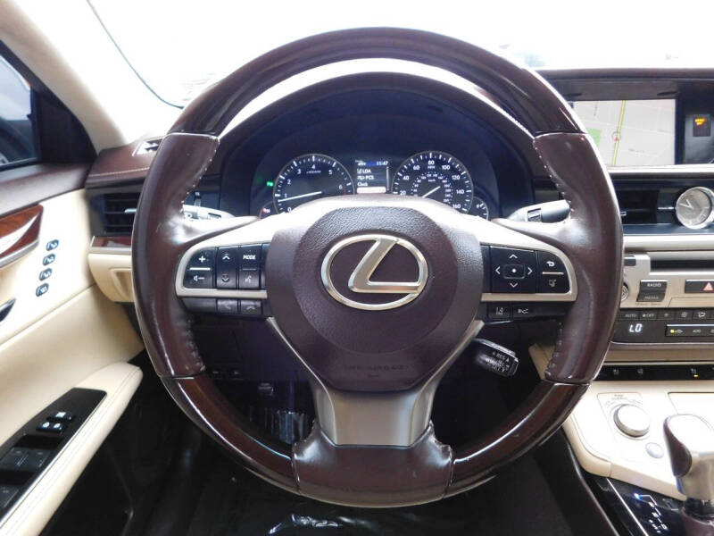 2017 Lexus ES 350