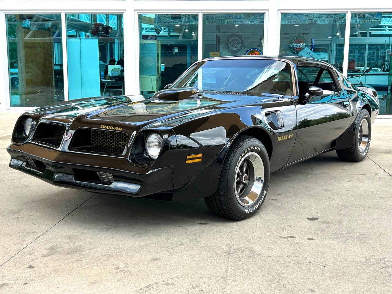 1976 Pontiac Firebird 12
