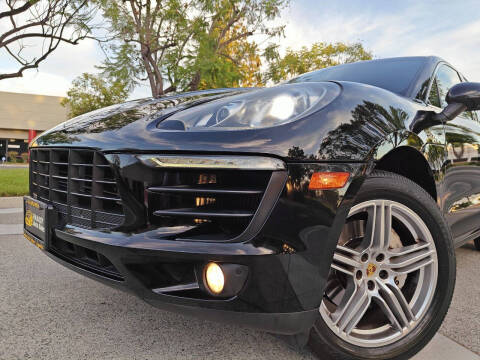 2016 Porsche Macan S