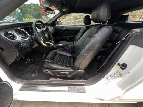 2013 Ford Mustang V6