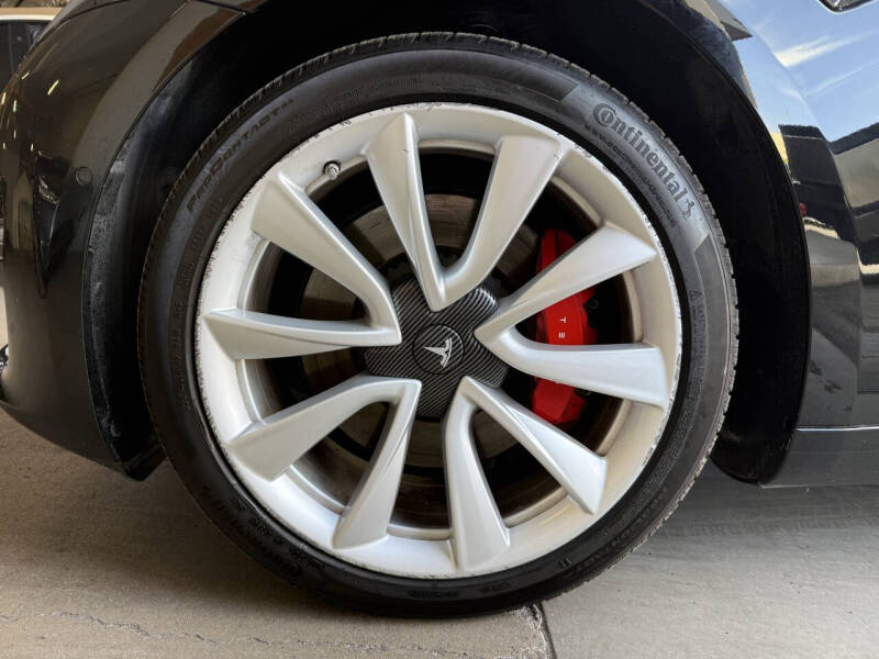 2018 Tesla Model 3 Performance