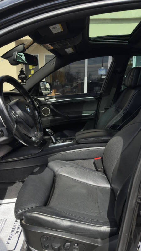 2013 BMW X6 M