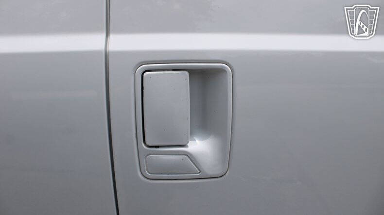 2005 Ford Excursion Eddie Bauer