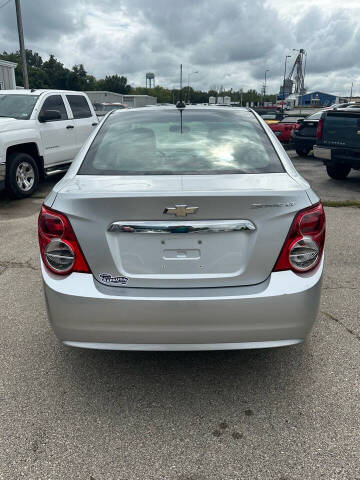 2015 Chevrolet Sonic LT Auto