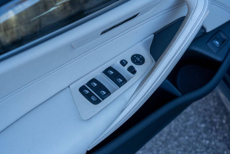 2023 BMW 5 Series 530i xDrive