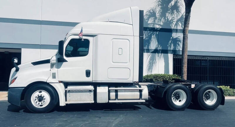 2019 Freightliner Cascadia