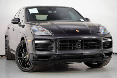 2022 Porsche Cayenne Turbo S E-Hybrid Coupe