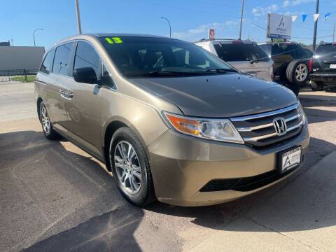 2013 Honda Odyssey for sale at Apollo Auto Sales LLC in Sioux City IA