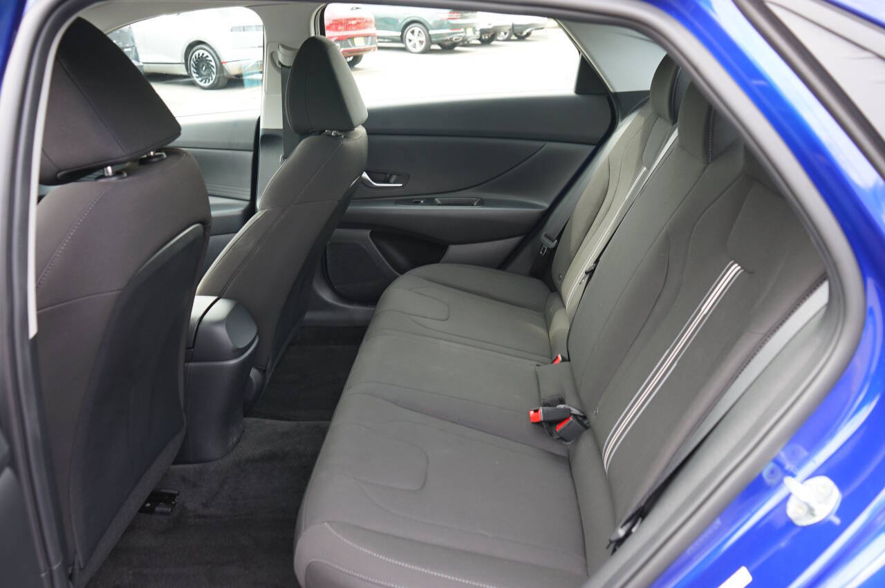 2023 Hyundai ELANTRA Hybrid for sale at Michael Wilson Hyundai Consulting in Edmonds, WA