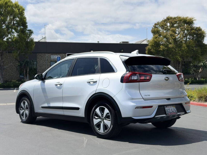 2017 Kia Niro FE
