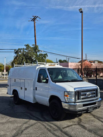 2014 Ford E-Series E-350 SD
