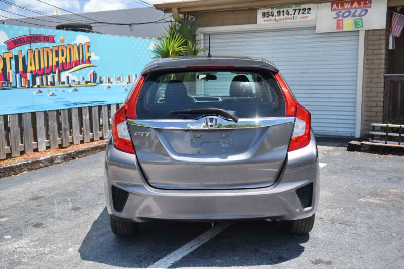 2015 Honda Fit EX - Photo 22