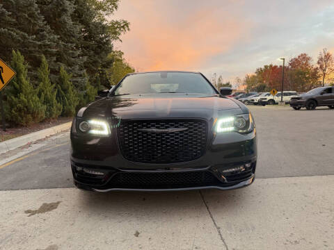 2021 Chrysler 300 Touring L