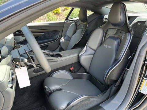 2024 Aston Martin DB12 V8