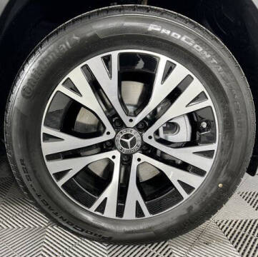 2025 Mercedes-Benz GLB GLB 250