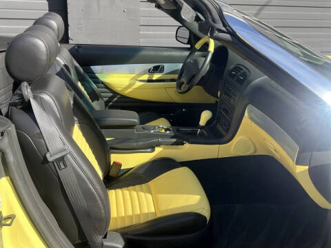 2002 Ford Thunderbird Deluxe