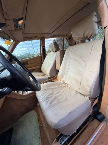 1986 Mercedes-Benz 560-Class 560 SEL