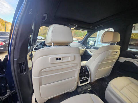 2022 BMW X7 xDrive40i