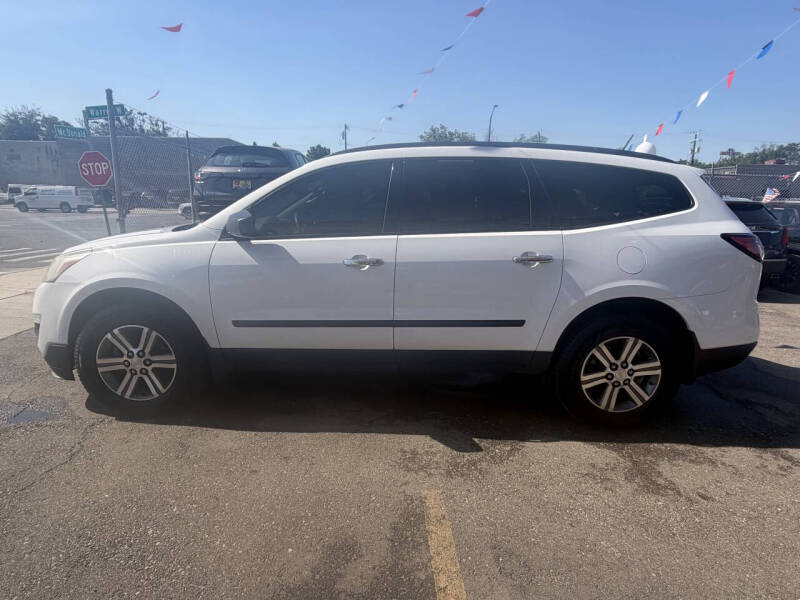 2017 Chevrolet Traverse LS