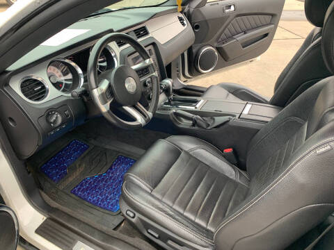 2012 Ford Mustang V6 Premium