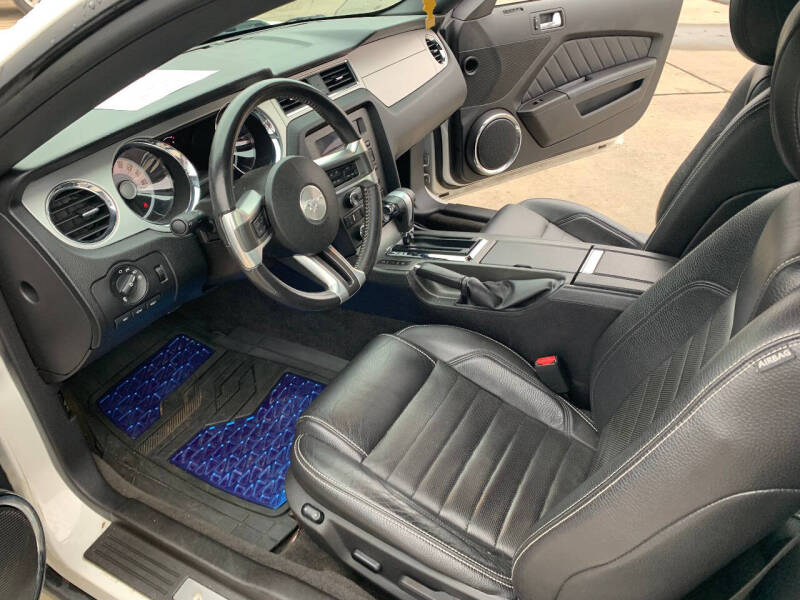 2012 Ford Mustang V6 Premium