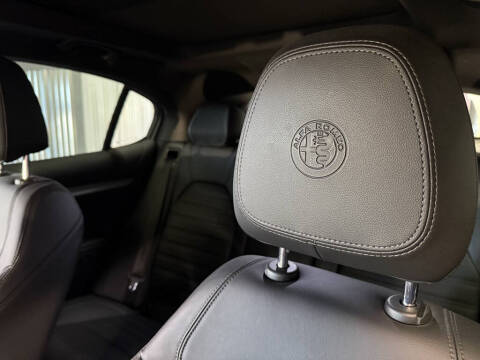 2023 Alfa Romeo Stelvio Veloce